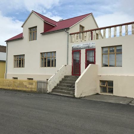 Hotel Steinhúsið Holmavik Exterior foto