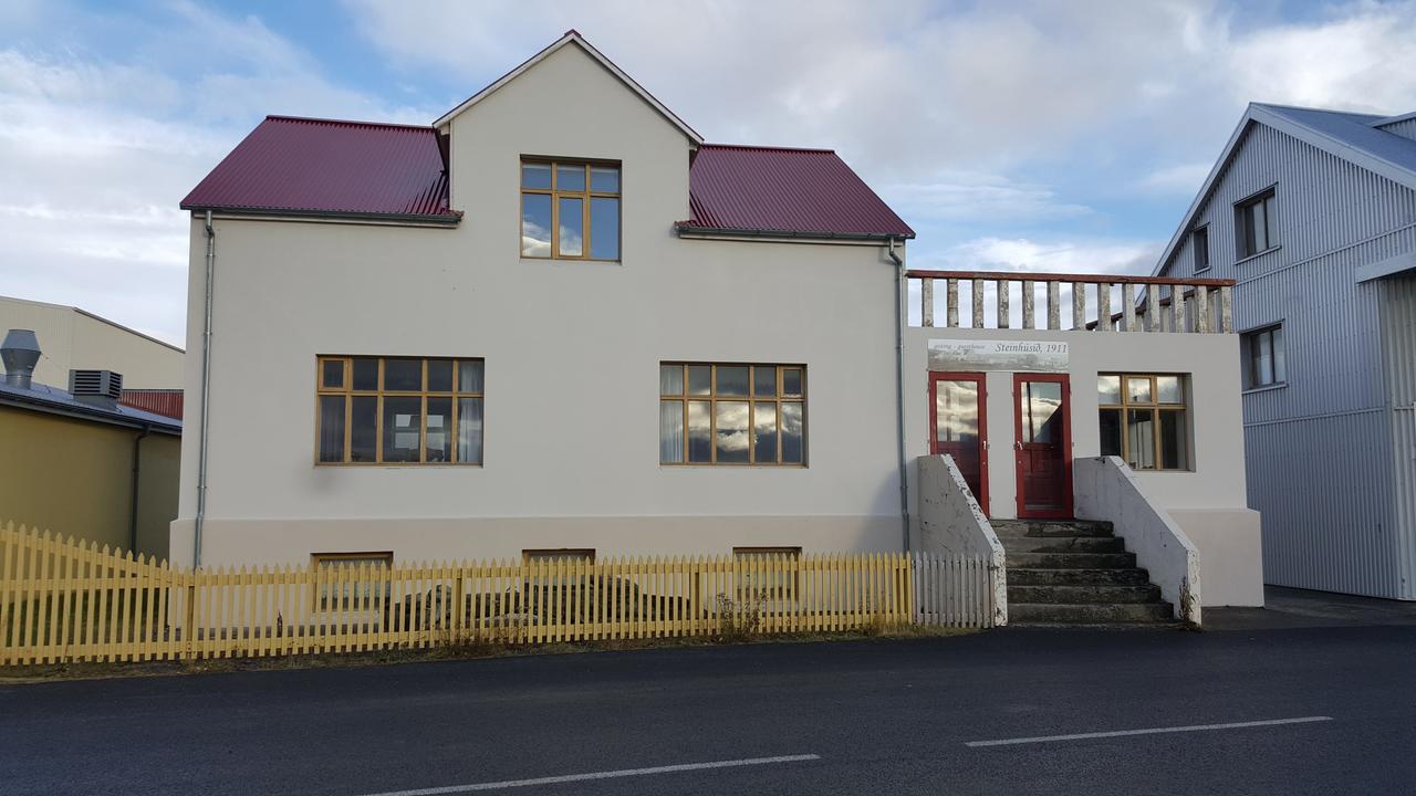 Hotel Steinhúsið Holmavik Exterior foto